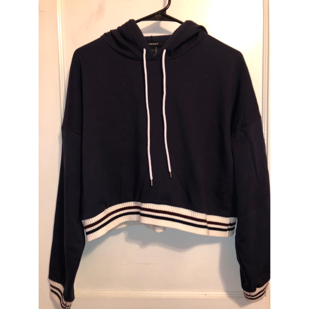 Forever 21 cropped hoodie
